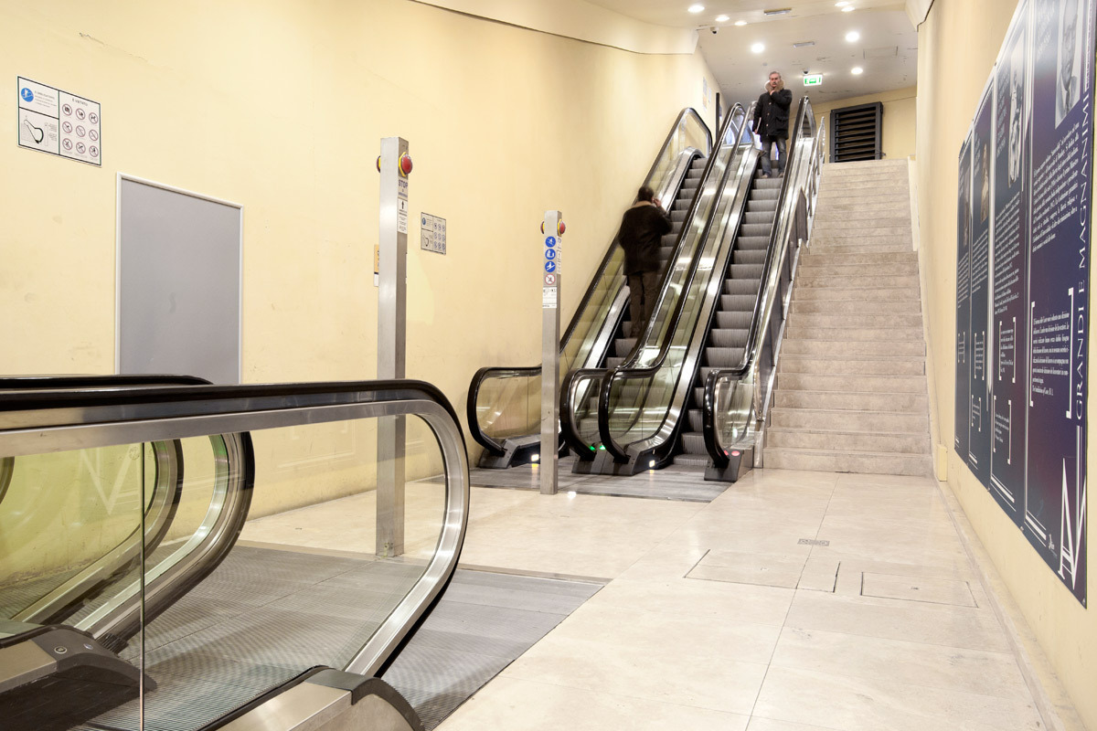 “Santa Caterina” escalator – western docking Area